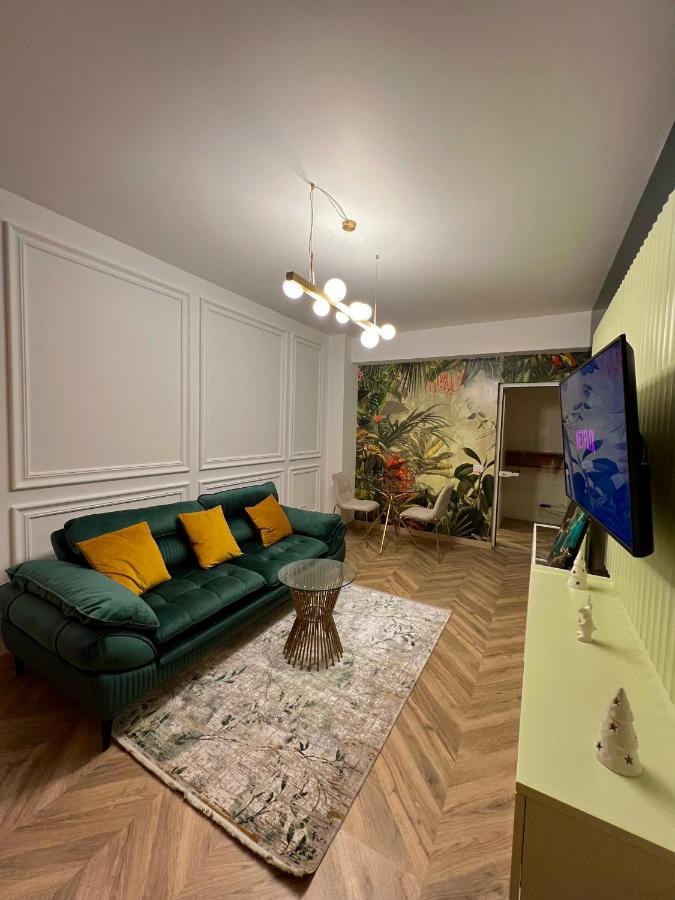 Nivas Apartments-Palace Of Culture Яссы Экстерьер фото
