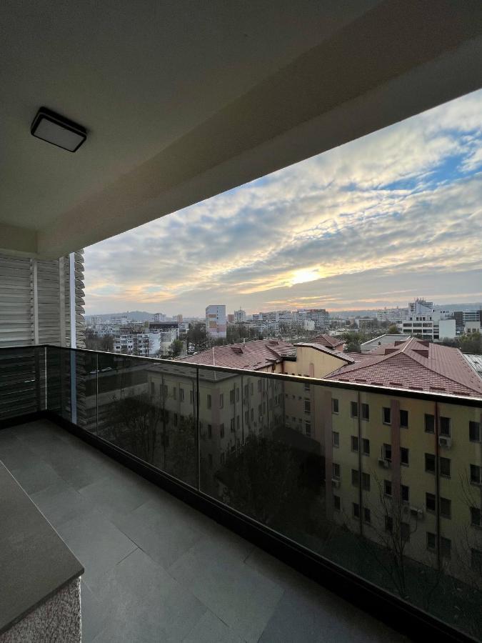 Nivas Apartments-Palace Of Culture Яссы Экстерьер фото